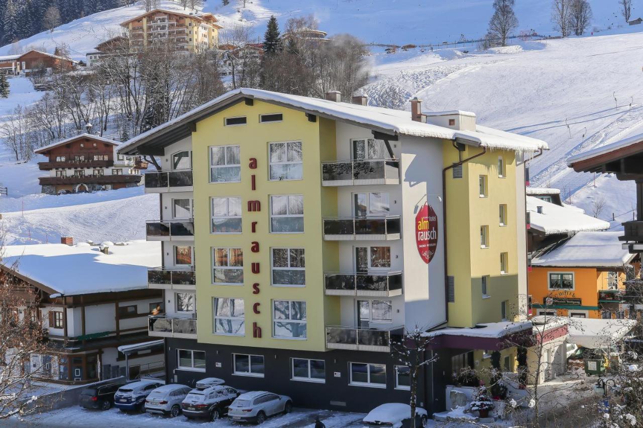 Hotel Almrausch Saalbach-Hinterglemm Exteriör bild